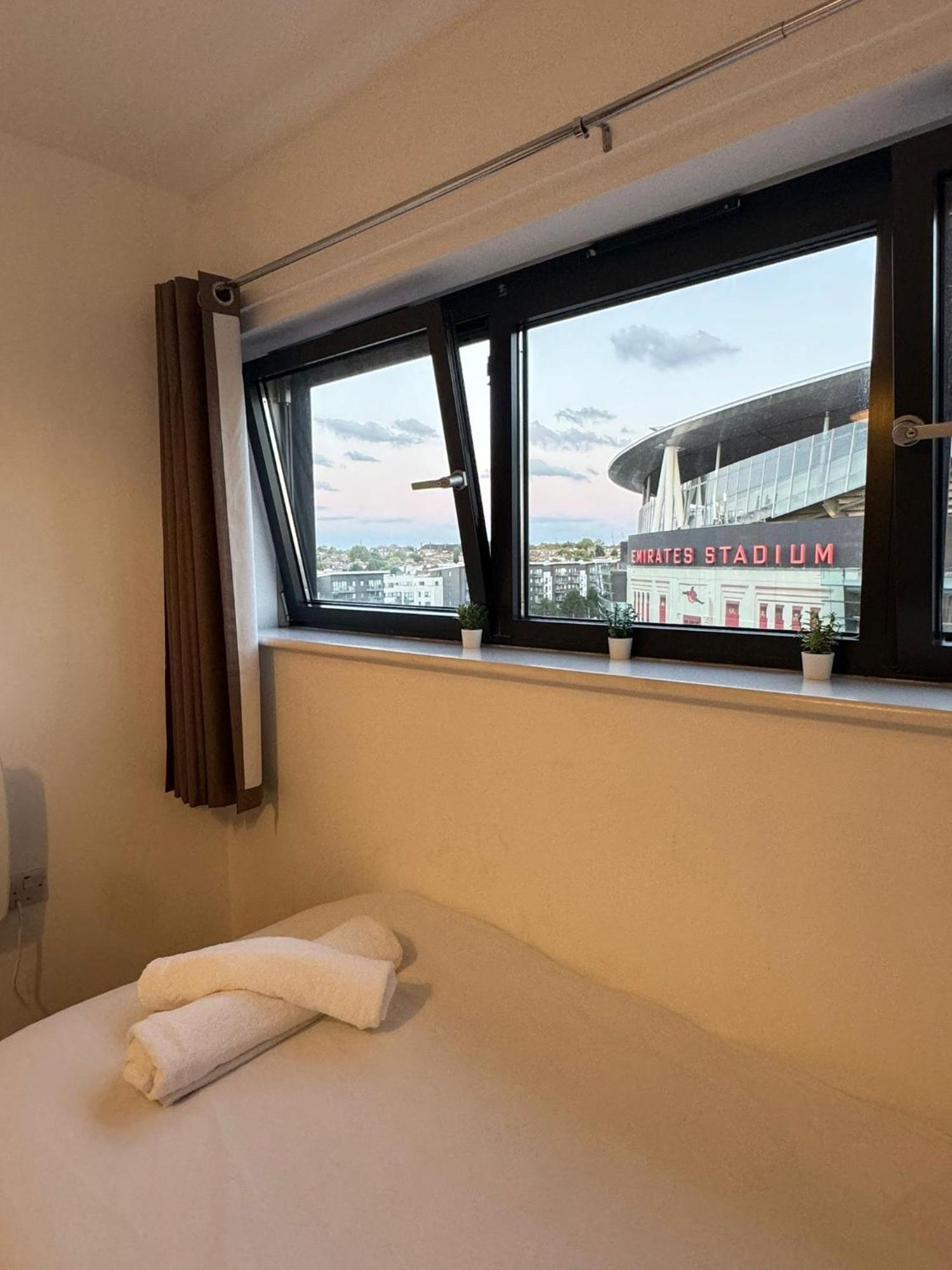 The Emirates Stadium Apartment Londra Esterno foto